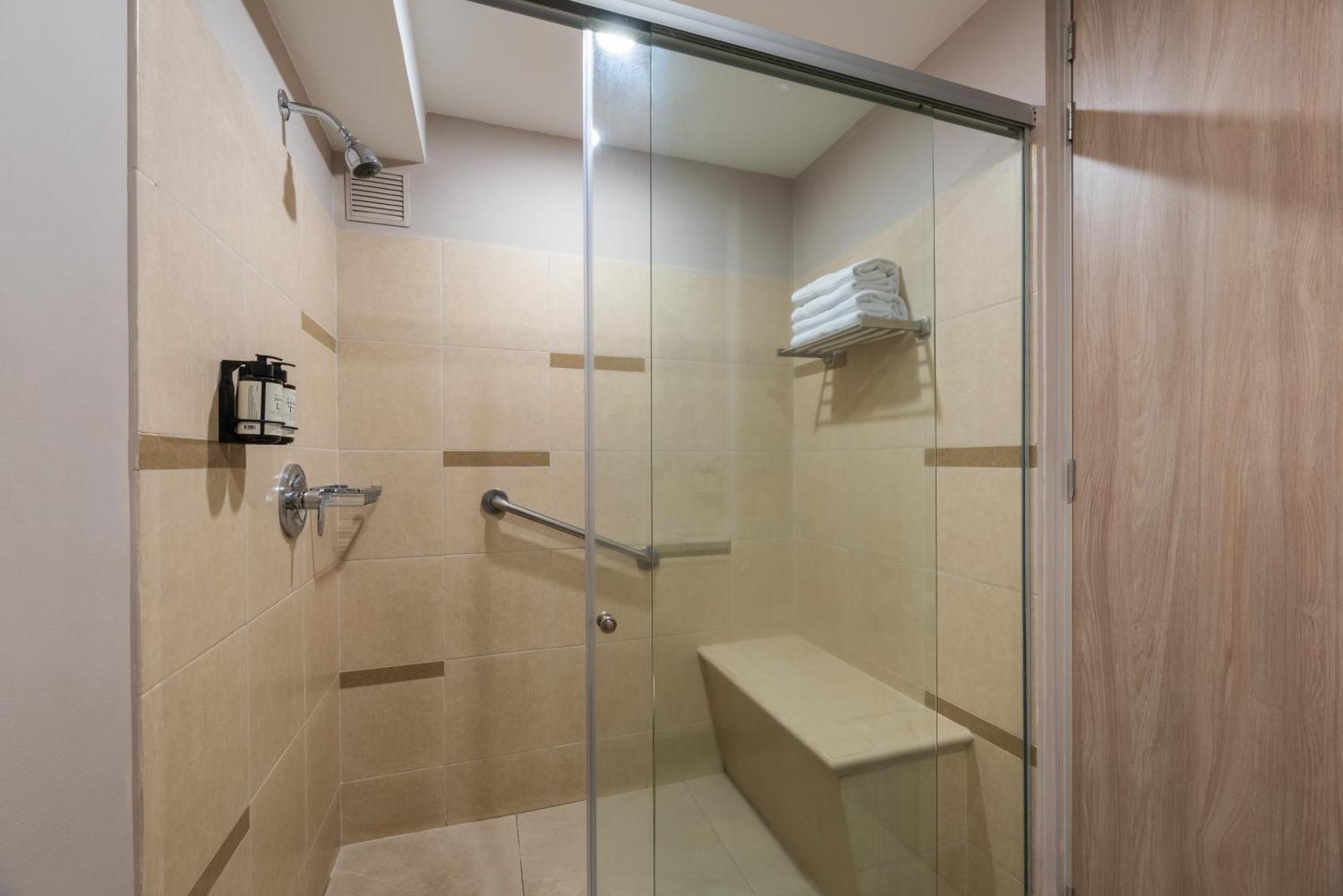 Estelar Apartamentos Medellín Esterno foto