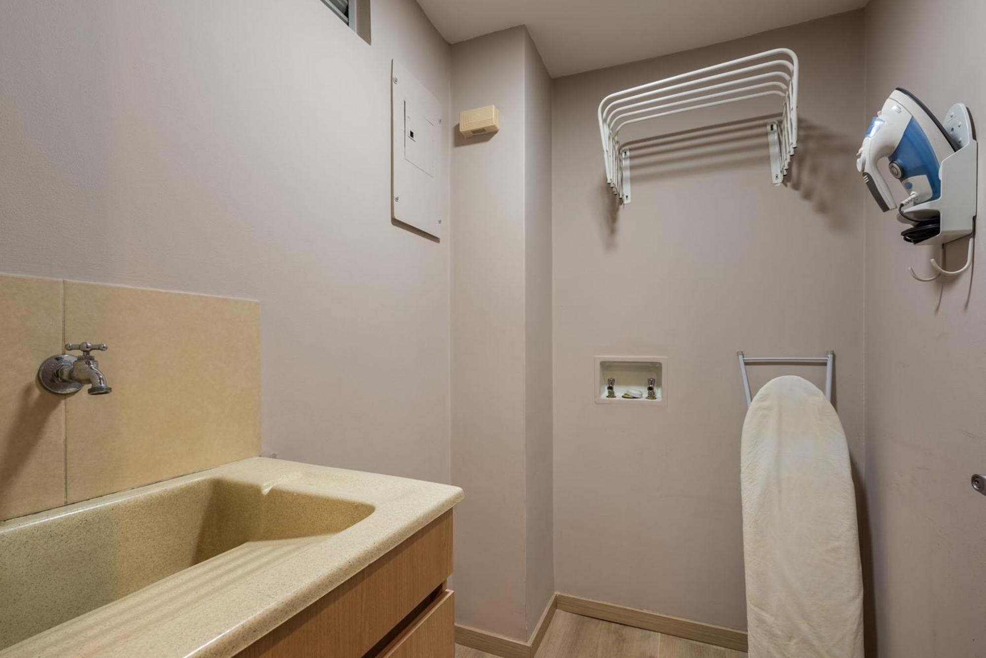 Estelar Apartamentos Medellín Esterno foto