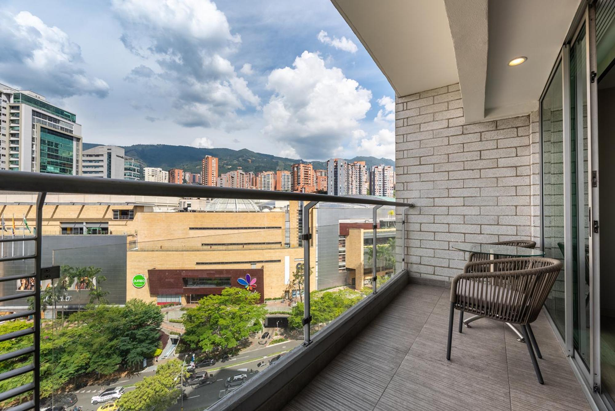 Estelar Apartamentos Medellín Esterno foto